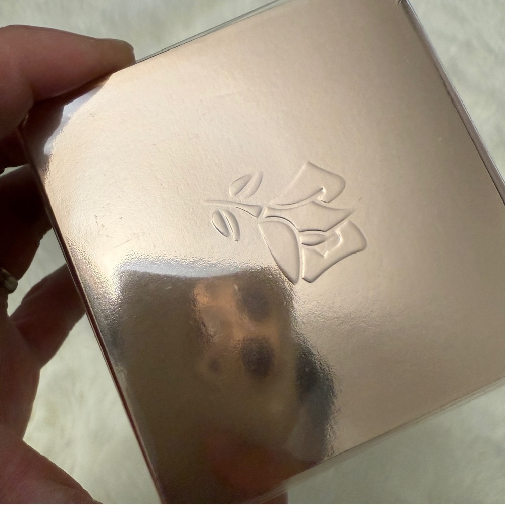 Lancome ABSOLUE SOFT CREAM MOISTURIZER
Brightening & Revitalizing brand new 2fl - Picture 3 of 6